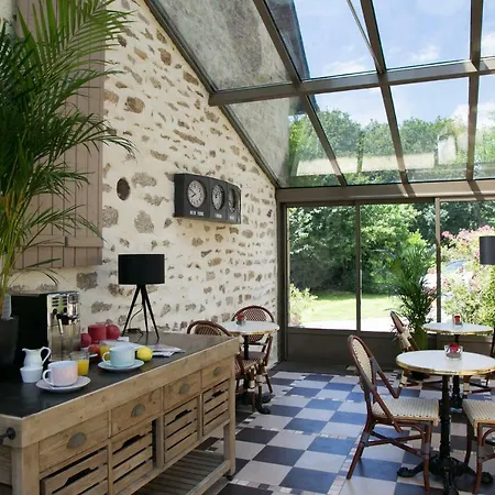 Bed & Breakfast Les Dames De Nage 3*